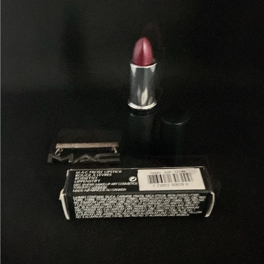 “Siren” Vintage (90’s) MAC Lipstick - Rare - Collectors Item 🖤 - Bundle & Save! - Picture 2 of 6